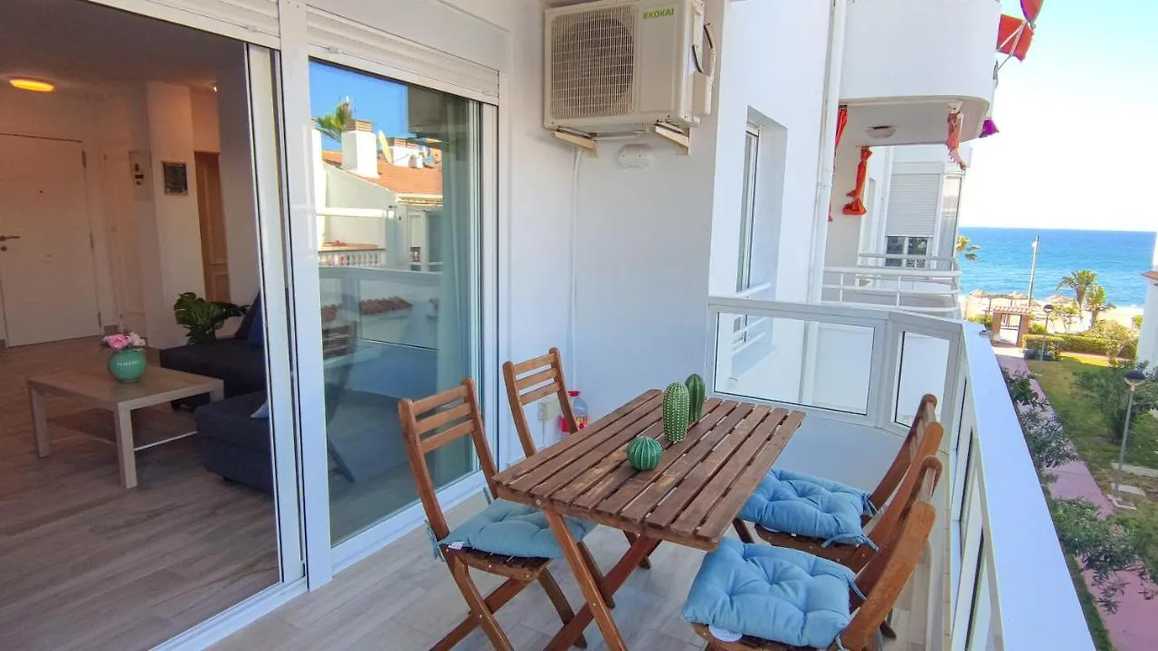 Laguna Beach Star - Alojamientos La Torre Torrox 0*,  Ισπανία